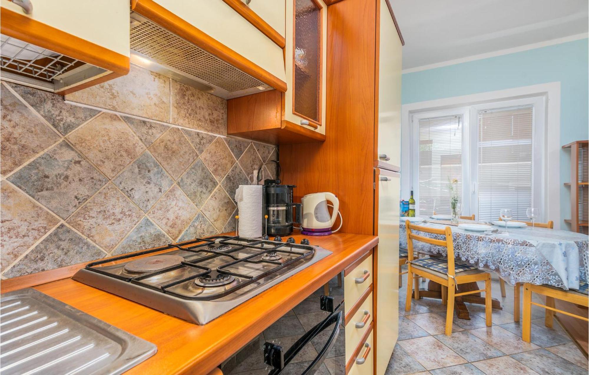Beautiful Apartment In Pinezici With Wifi Екстериор снимка
