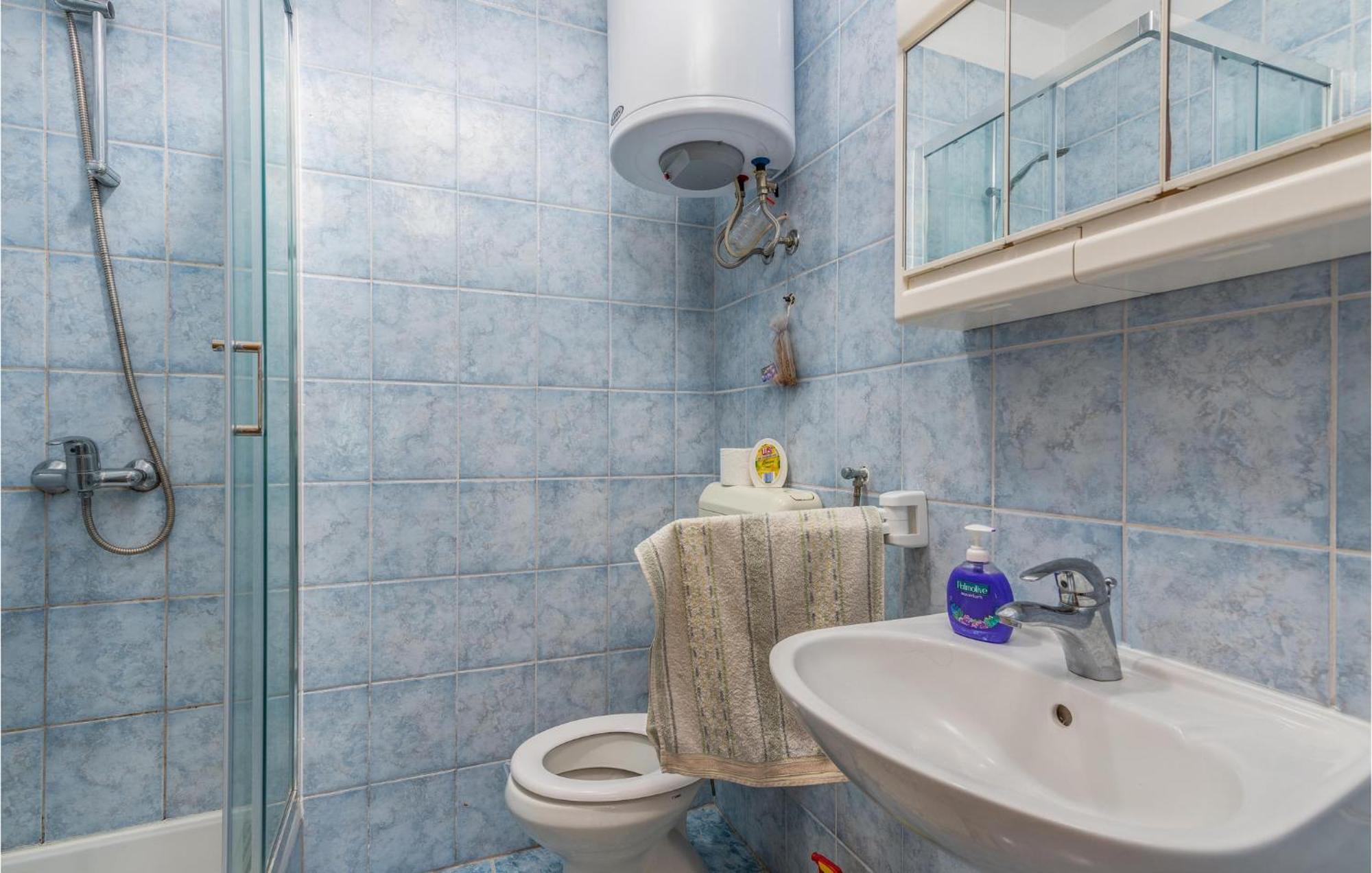 Beautiful Apartment In Pinezici With Wifi Екстериор снимка